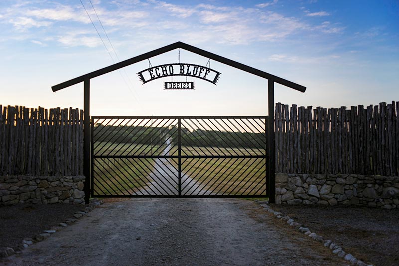 Echo Bluff Ranch Gate