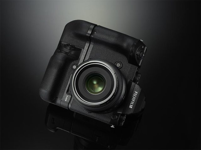 Fujifilm GFX 50S - Front with Grip